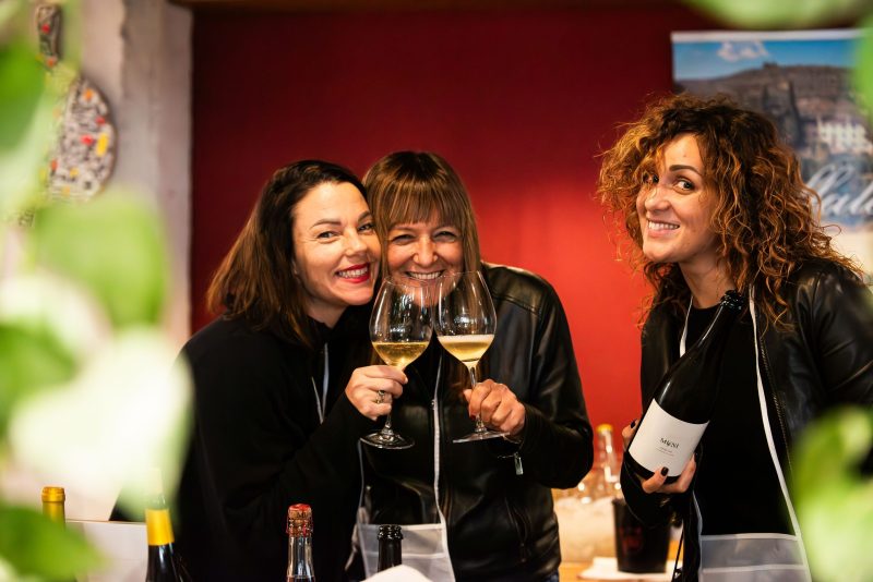 hosteriamoderna-osteriamoderna-osteria-hosteria-moderna-treviso-cibo-food-mangiare-pranzo-cena-panini-primo-primi-secondo-secondi-dessert-dolce-vino-vini-naturale-naturali-vininaturali